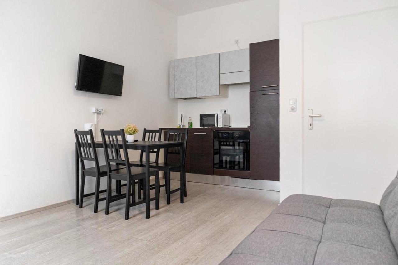 Pleasant 2Br - Perfect For Long Stays Vienna Exterior photo